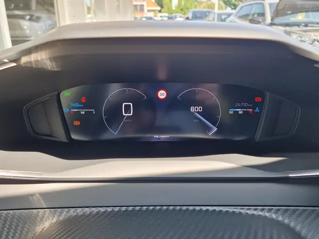 Peugeot 2008 1.2 PureTech Allure 2024 Benzine 17