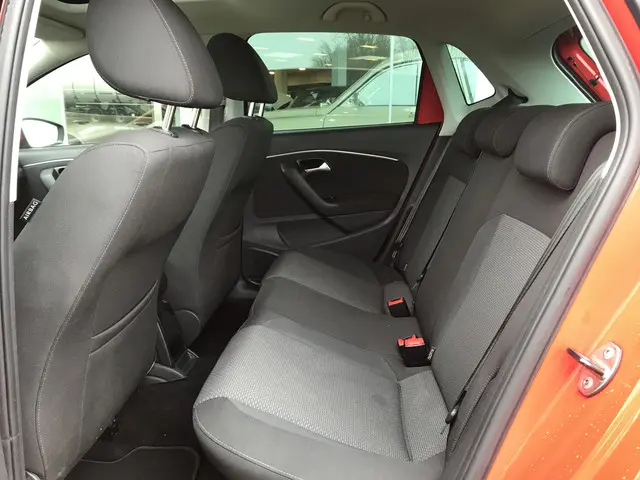 Volkswagen Polo 1.2 TSI Highline 2014 Benzine 8