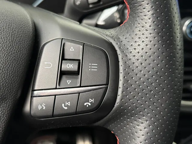 Ford Fiesta 1.0 EcoBoost Hybrid ST-Line 2020 Benzine 30