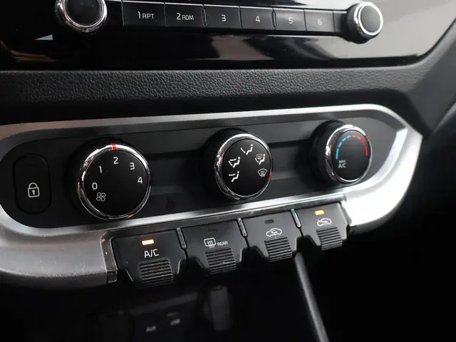 Kia Rio 1.2 CVVT DYNAMICLINE 5-DEURS 2015 Benzine 13