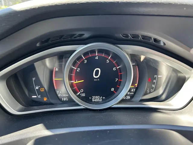 Volvo V40 Cross Country 1.5 T3 Nordic+ 2017 Benzine 15