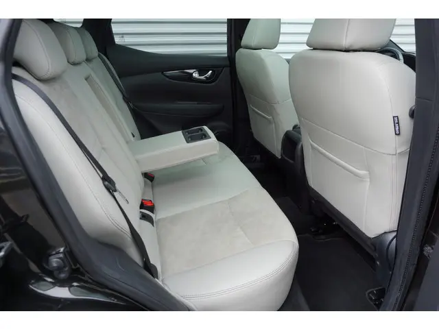 Nissan QASHQAI 1.2 Tekna 2016 Benzine 26