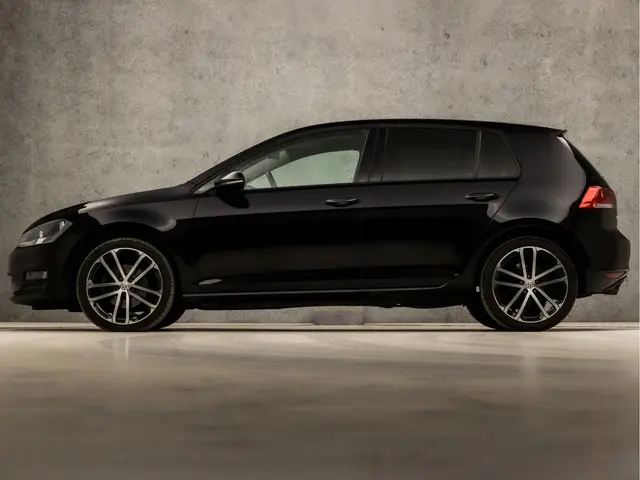 Volkswagen Golf 2