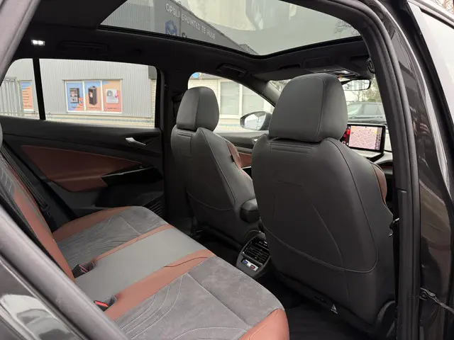 Volkswagen ID.4 First Max 77 kWh 2020 Elektrisch 15