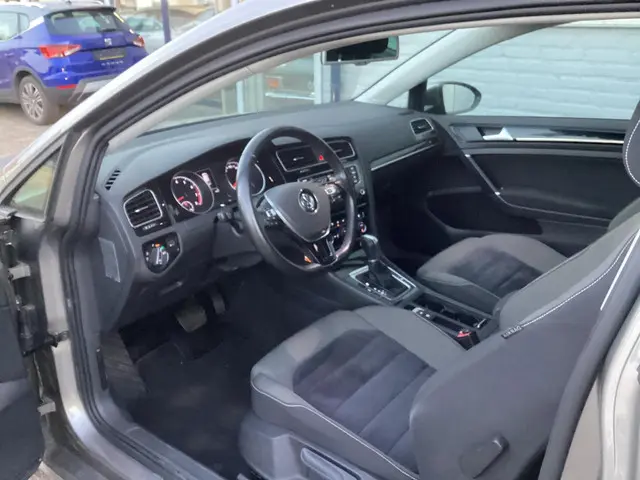 Volkswagen Golf 1.4 TSI Highline 2014 Benzine 3
