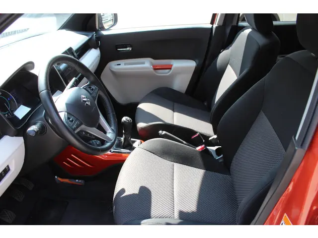 Suzuki Ignis 1.2 Stijl Smart Hybrid 2018 Benzine 9