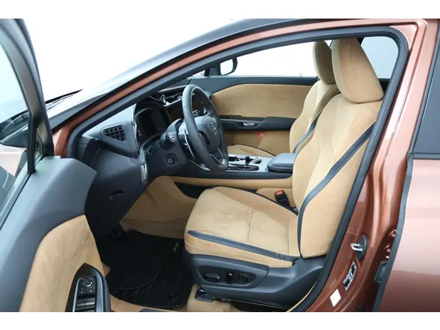 Lexus RZ 450e President Line 71 kWh 2023 Elektrisch 16