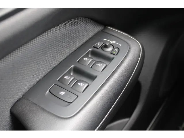 Volvo S60 T4 Automaat R-Design 2019 Benzine 19