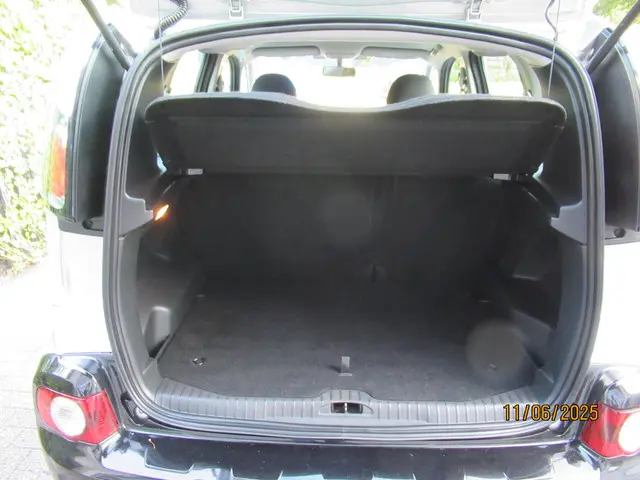 Citroën C3 Picasso 1.4 VTi Attraction 2014 Benzine 6