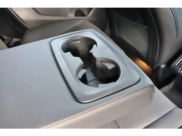 BMW iX2 xDrive30 67 kWh 2024 Elektrisch 15