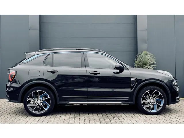 Lynk & Co 01 1.5 Pano/Navi/Camera 2023 Hybride Benzine 23
