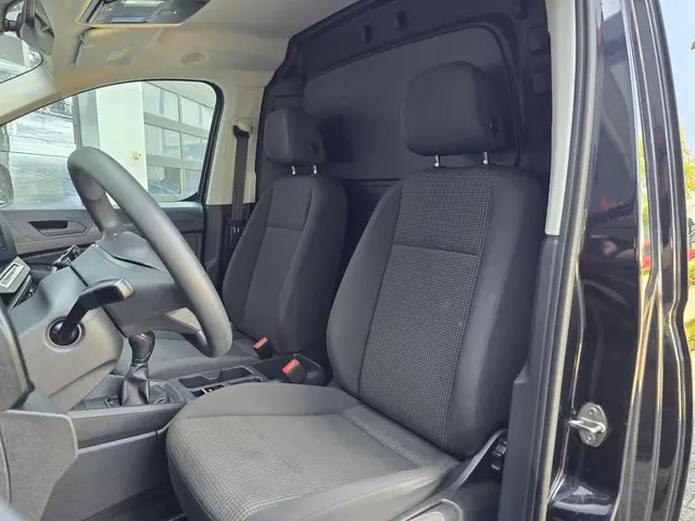 Volkswagen Caddy Cargo 1.5 TSI 2022 Benzine 15