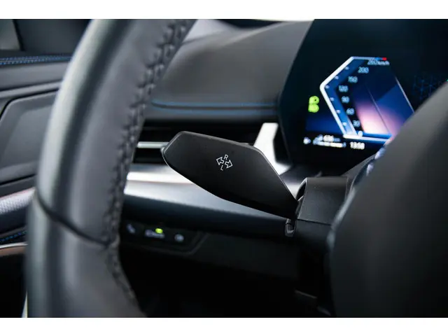 BMW X1 xDrive25e 2025 Hybride Benzine 54