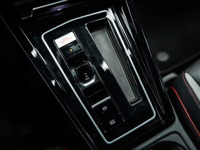 Volkswagen Golf 2.0 TSI GTI Clubsport 2024 Benzine 31