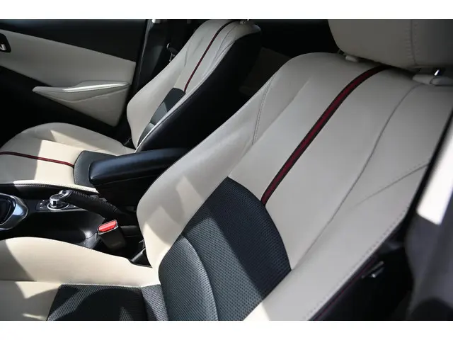 Mazda 2 Skyactiv-G 90 5MT Skylease GT 2016 Benzine 13
