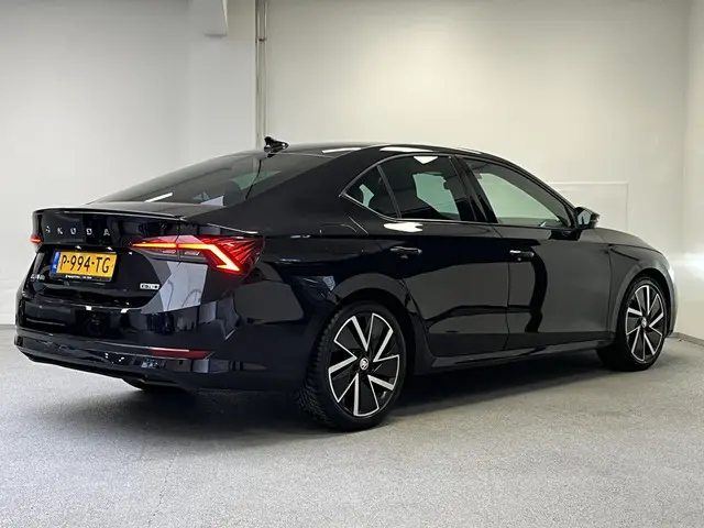 Škoda Octavia 1.0 e-TSI Sport Business 2022 Benzine 8