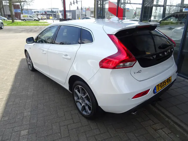 Volvo V40 1.5 T3 Ocean Race AUTOMAAT 2016 Benzine 7