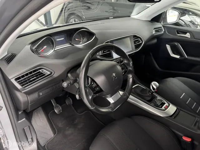 Peugeot 308 SW 1.6 THP Allure 2014 Benzine 9