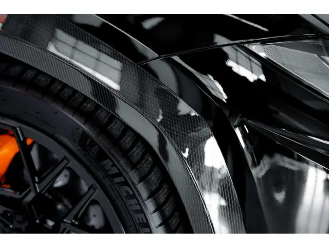 Lamborghini Urus URBAN 2022 Benzine 24