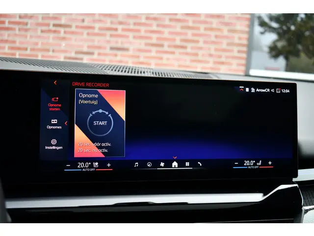 BMW 5 Serie Touring 520i M-Sport 2024 Benzine 36