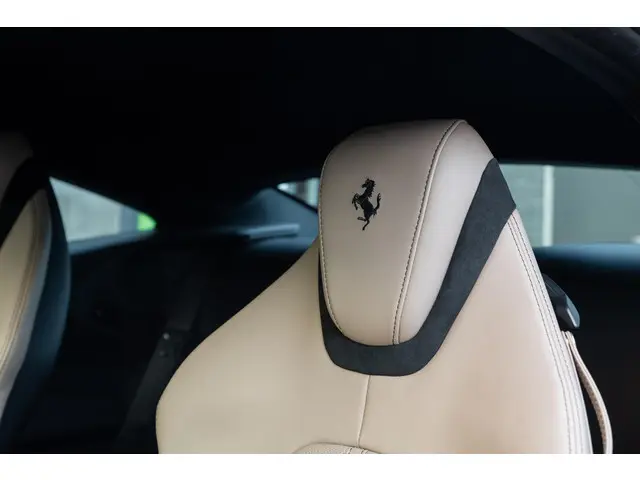 Ferrari Roma 3.9 V8 HELE Novitec 2021 Benzine 54