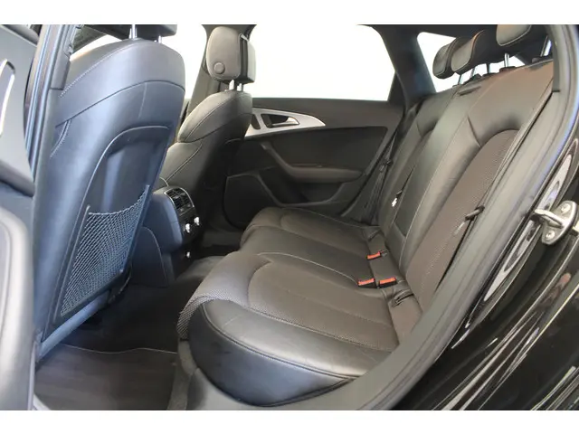 Audi A6 Avant 2.0 TFSI quattro Sport Edition 2015 Benzine 16