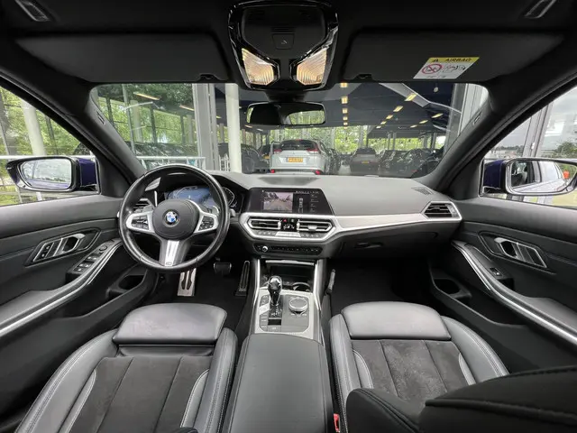 BMW 3 Serie 318i M-Sport Business Edition 2021 Benzine 3