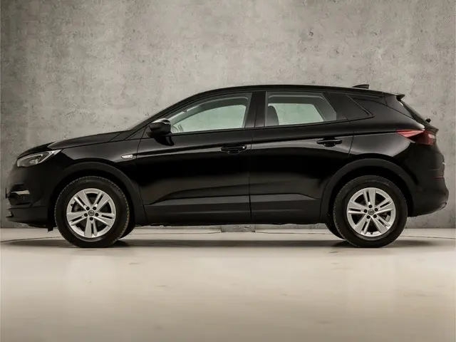 Opel Grandland X 1.2 Turbo Sport 2021 Benzine 2