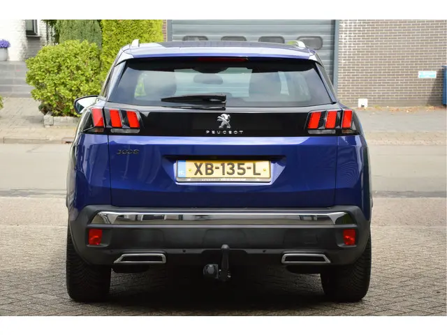Peugeot 3008 1.2 PureTech Access 2018 Benzine 29