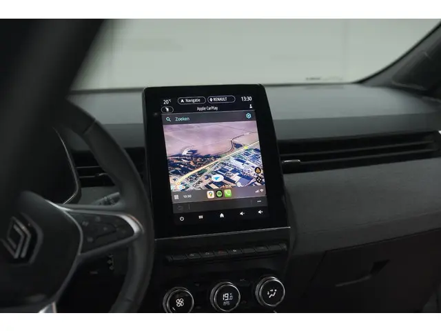 Renault Clio TCe 90 GPF techno 2024 Benzine 61