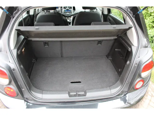 Chevrolet Aveo 1.2 LT 2013 Benzine 11