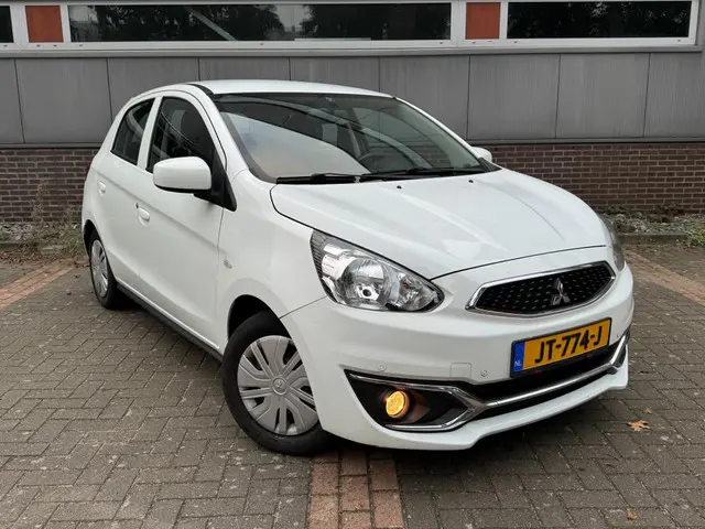Mitsubishi Space Star 1.0 Cool+ 2016 Benzine 2