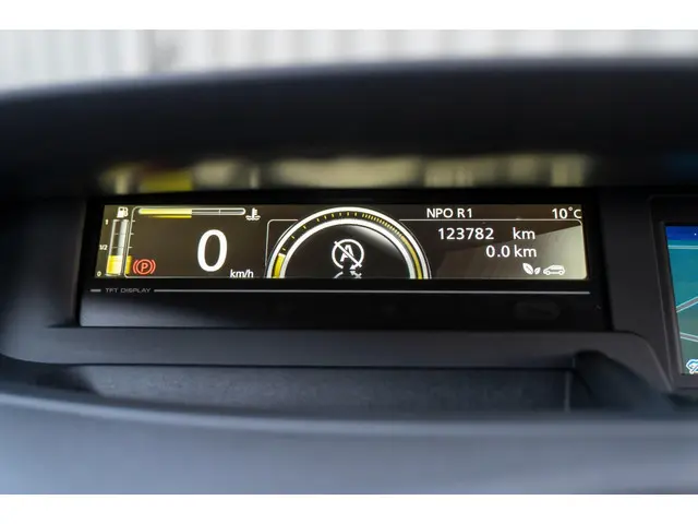 Renault Scénic Xmod 1.2 TCe Bose 2013 Benzine 41