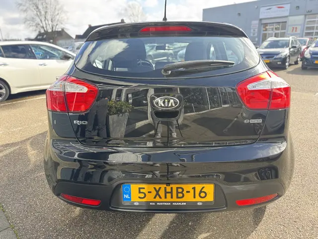 Kia Rio 1.2 CVVT ComfortLine 2014 Benzine 5