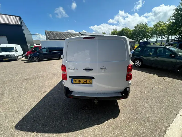 Opel Vivaro 2.0 CDTI L3 h1 selection 2020 Diesel 17