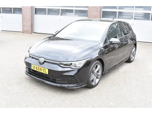 Volkswagen Golf 1.5 TSI R-Line 2023 Benzine 33