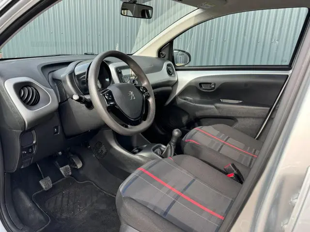 Peugeot 108 1.0 e-VTi Première Airco/Led/5-drs 2014 Benzine 5