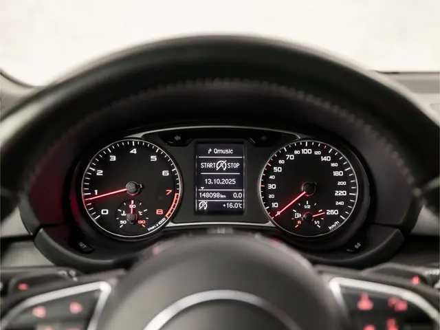 Audi A1 1.8 TFSI S-Line Sport 2015 Benzine 22