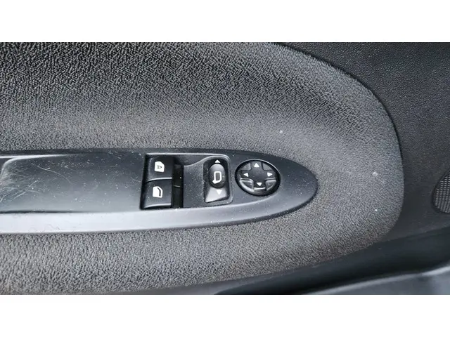 Citroën DS3 1.2 VTi So Chic | Apk 01-2027 2013 Benzine 26