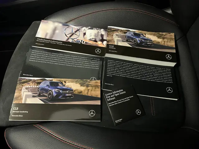 Mercedes-Benz GLB 200 AMG Line 2021 Benzine 17