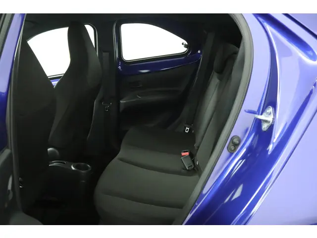 Toyota Aygo X 1.0 VVT-i S-CVT Play 2024 Benzine 18