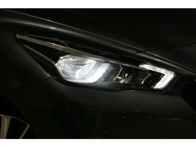 Nissan Micra 0.9 IG-T Business Edition 2018 Benzine 42