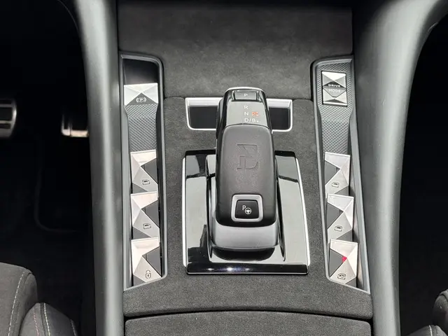 DS DS 9 E-Tense RIVOLI+ 2022 Hybride Benzine 34