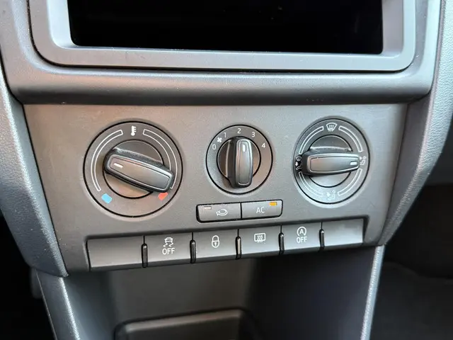 Škoda Rapid 1.2 TSI Greentech Ambition 2013 Benzine 12