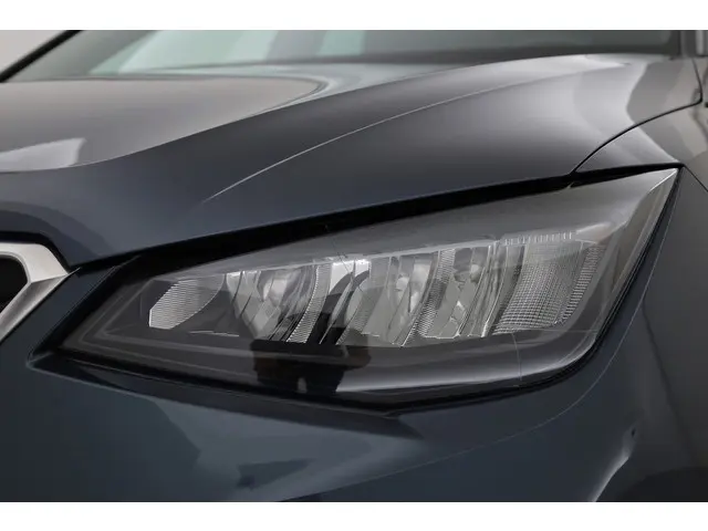 SEAT Arona 1.0 TSI Xperience 2022 Benzine 27