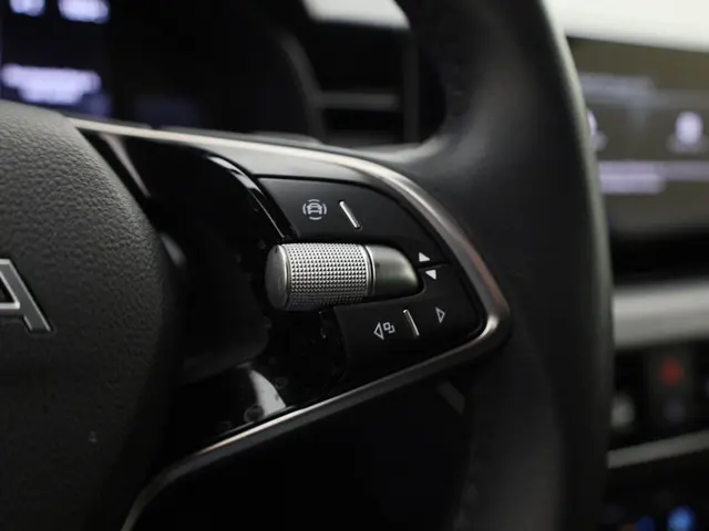 Škoda Kamiq 1.0TSI/115PK DSG Selection 2025 Benzine 19