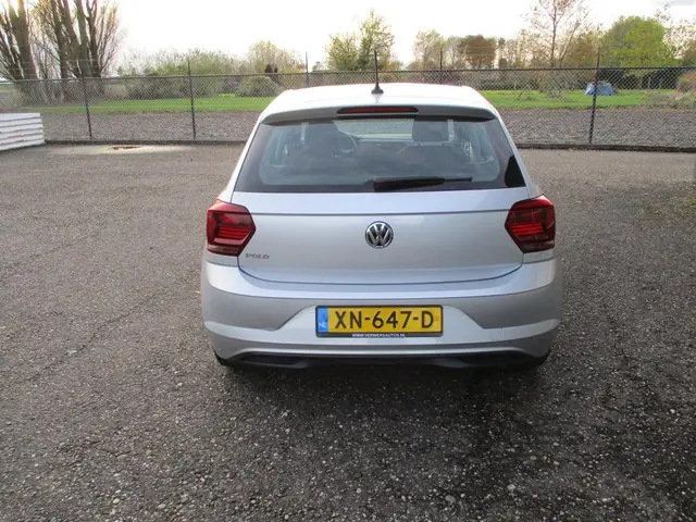 Volkswagen Polo 1.0 TSI Comfortline 2019 Benzine 4