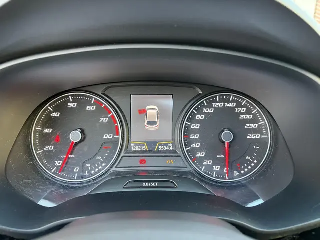 SEAT Leon 1.4 EcoTSI FR Business Intense 2017 Benzine 21