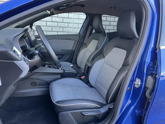 Renault Clio 1.0 TCe 90 GPF Techno 2024 Benzine 7