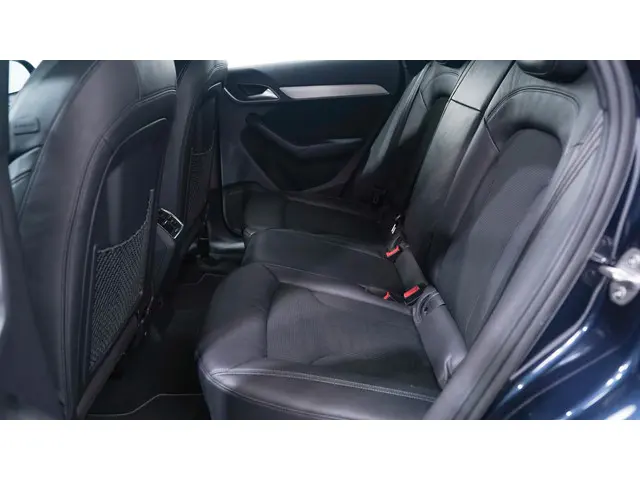 Audi Q3 2.0 TFSI quattro S Edition 2013 Benzine 39